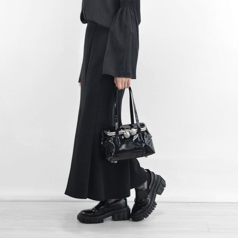 【kuchigane】Square Handbag