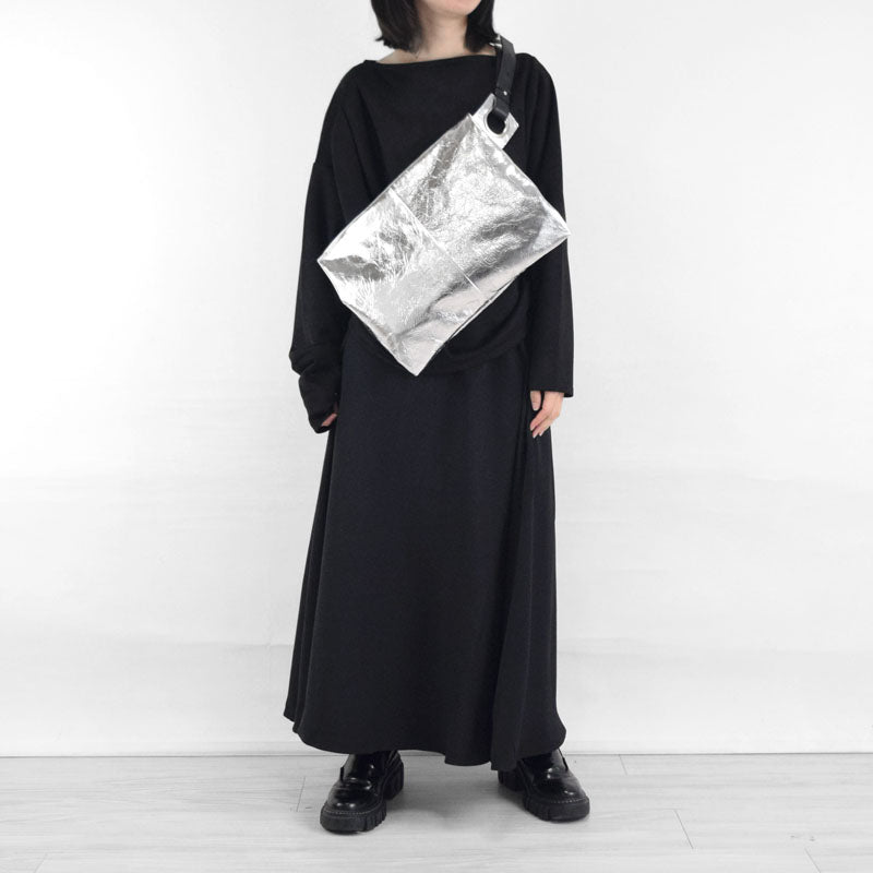 【incas】hatomeボディバッグLサイズ