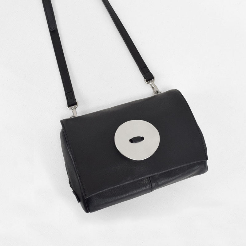 【button】Pouch